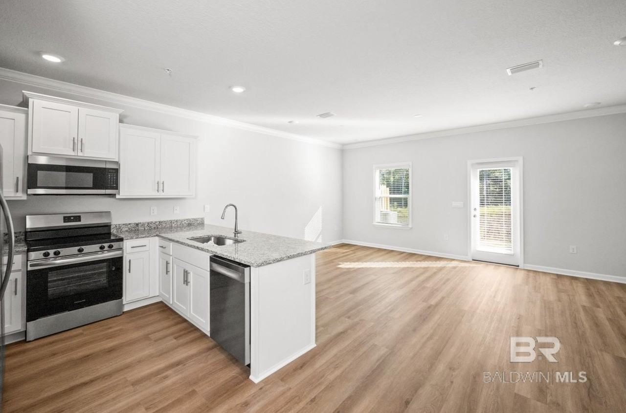 4246 Lost Bay Dr #4246 - Photo 5 of 22