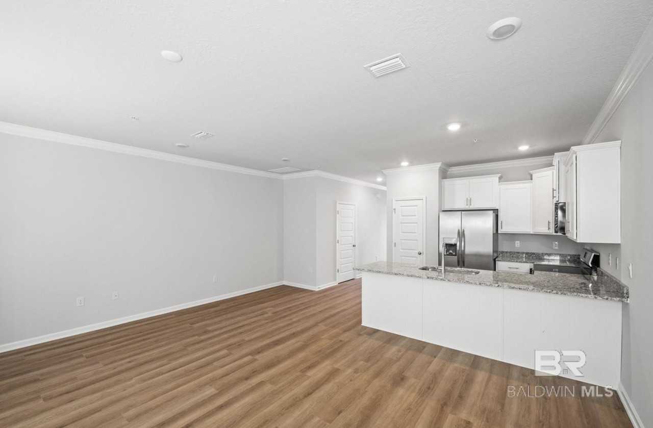 4246 Lost Bay Dr #4246 - Photo 7 of 22