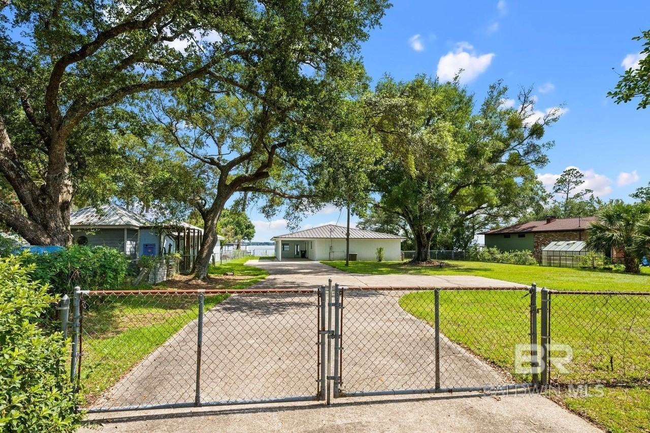 35676 Boykin Blvd - Photo 2 of 20