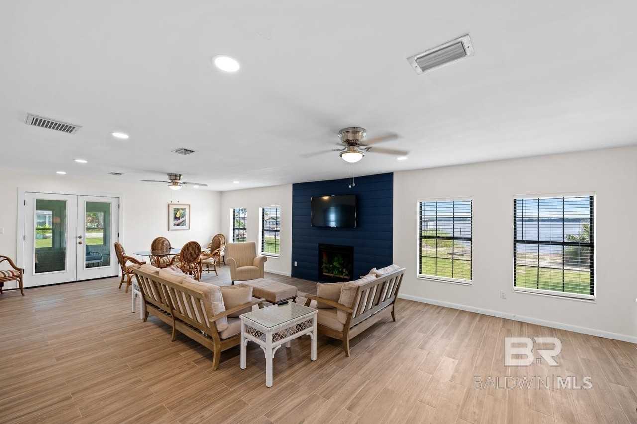 35676 Boykin Blvd - Photo 7 of 20