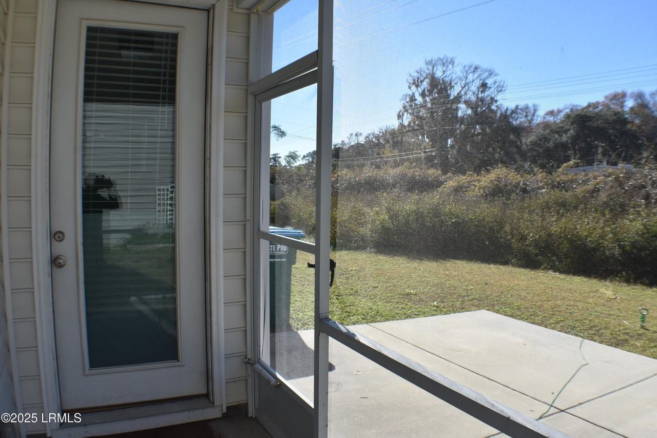 11 Kings Cross Ct - Photo 5 of 23