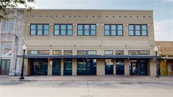 featured image of 206 N Main St #128