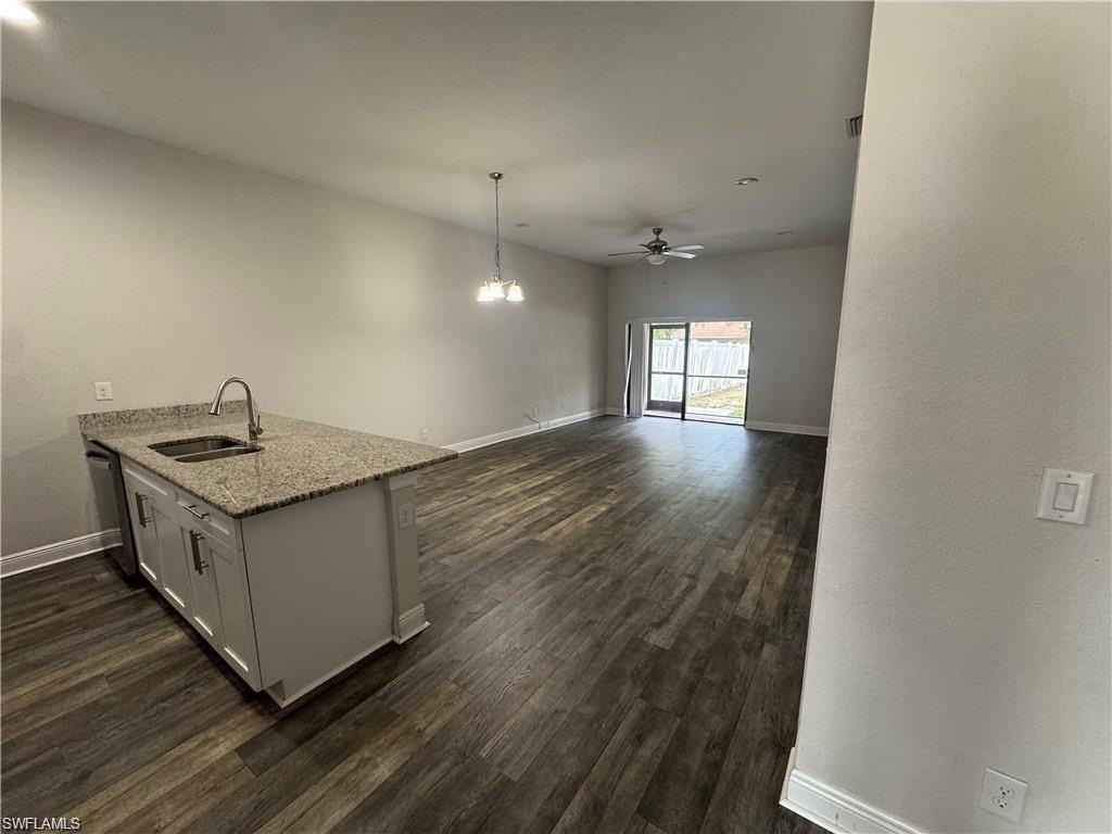 3414 Santa Barbara Blvd - Photo 2 of 12