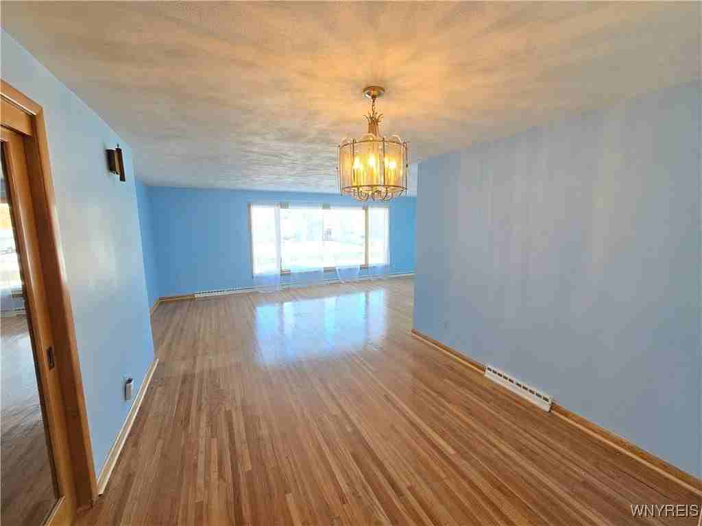 39 Lennox Ave - Photo 6 of 19