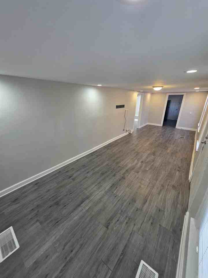 214 Belmont Dr - Photo 5 of 12