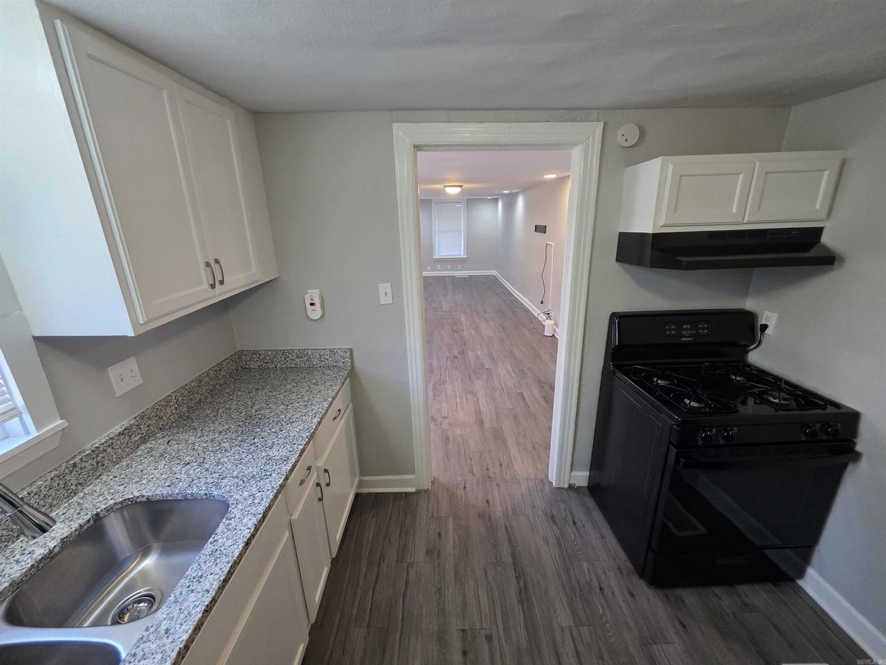 214 Belmont Dr - Photo 7 of 12