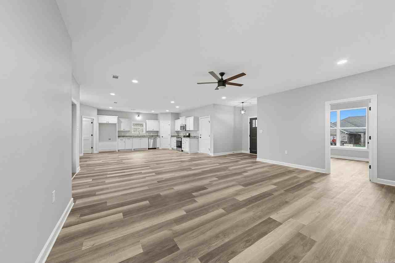 505 Sweet Gum Ct - Photo 5 of 27