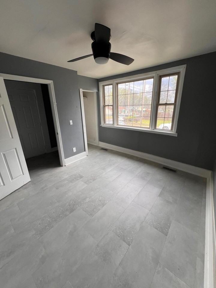 2001 Garfield St - Photo 7 of 8