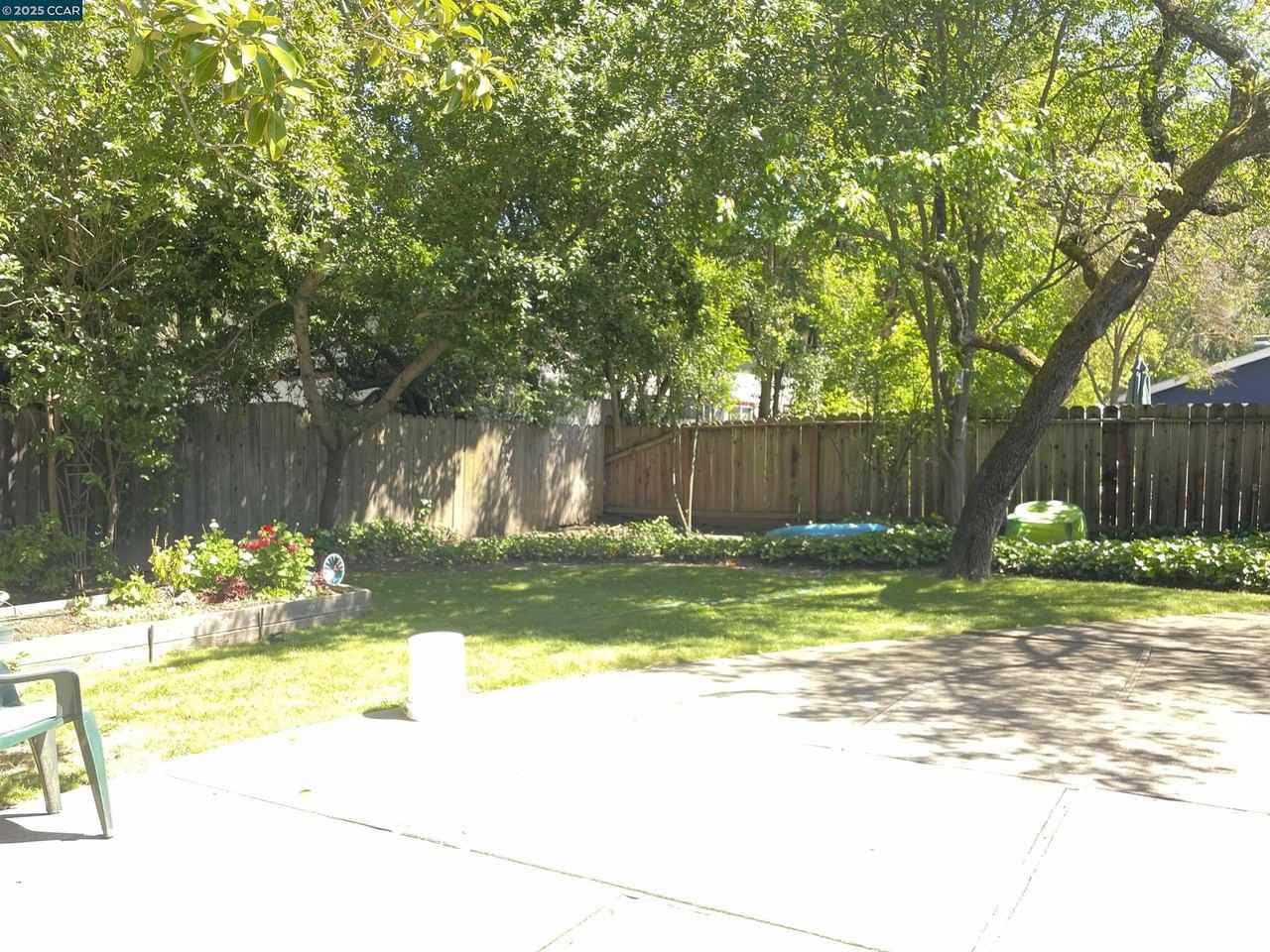 926 Moon Ct - Photo 5 of 14