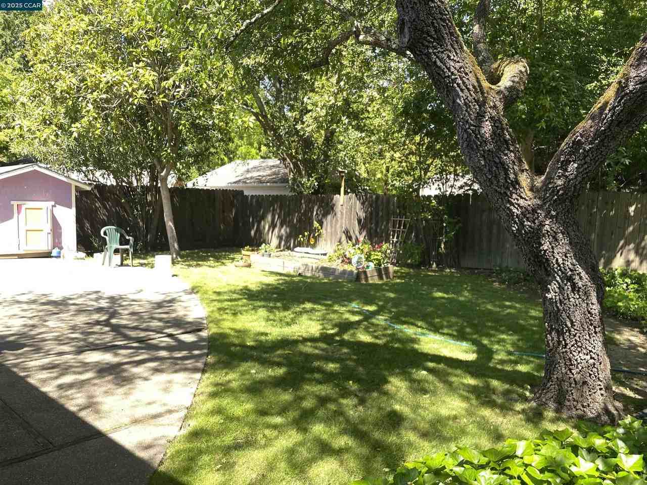 926 Moon Ct - Photo 6 of 14