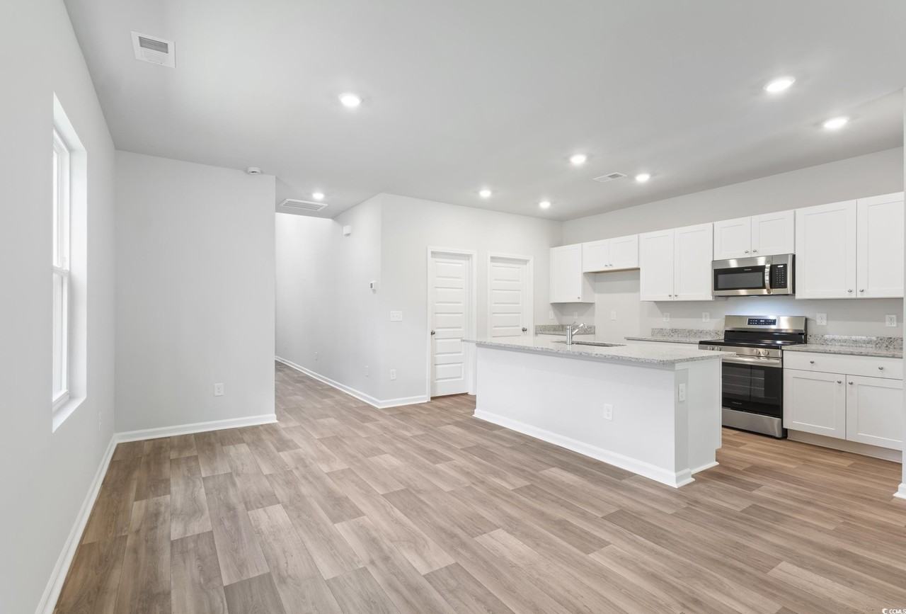 182 Waterloo Sunset Dr - Photo 6 of 31