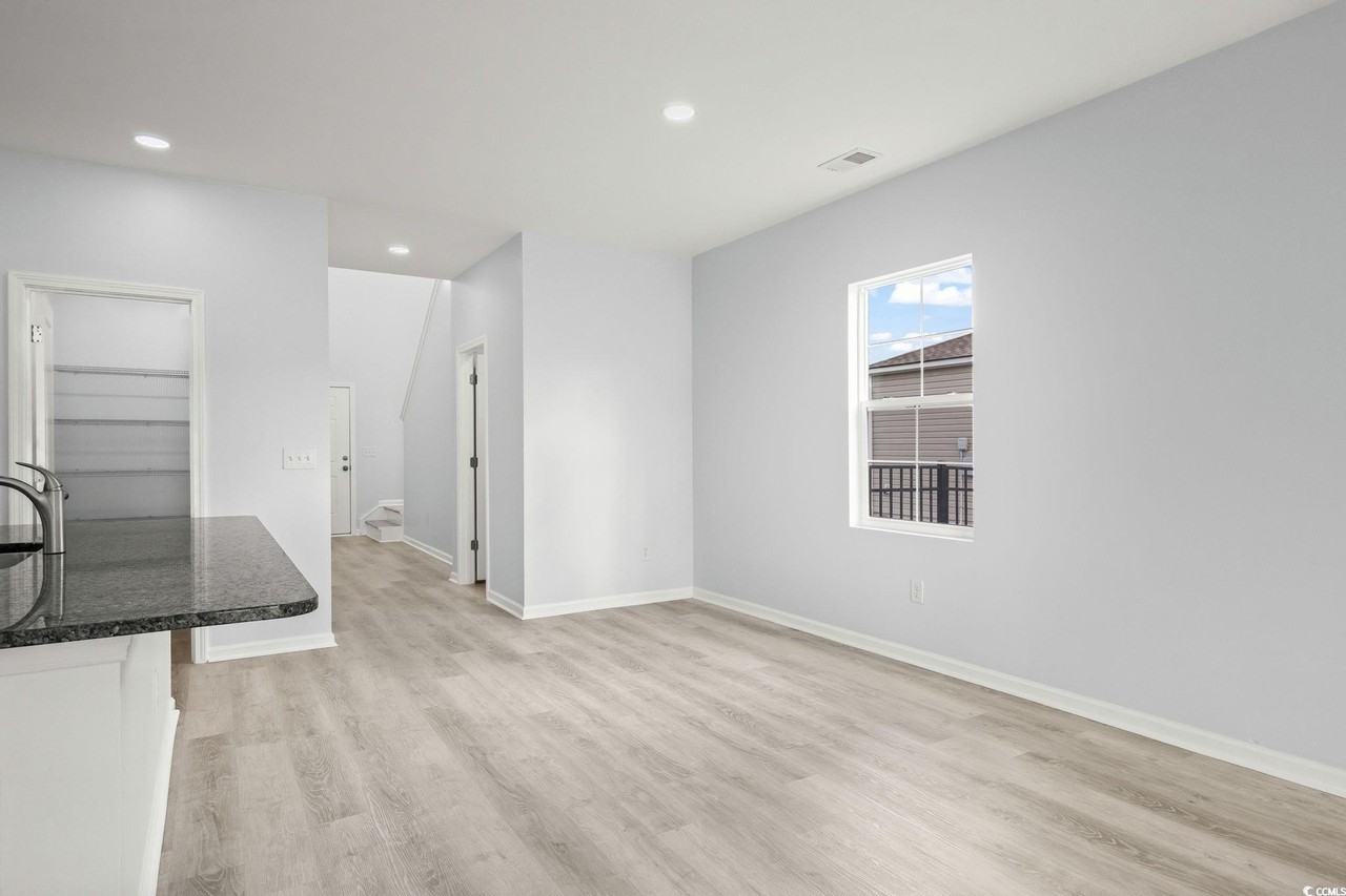 336 Hidden Cove Dr - Photo 6 of 38