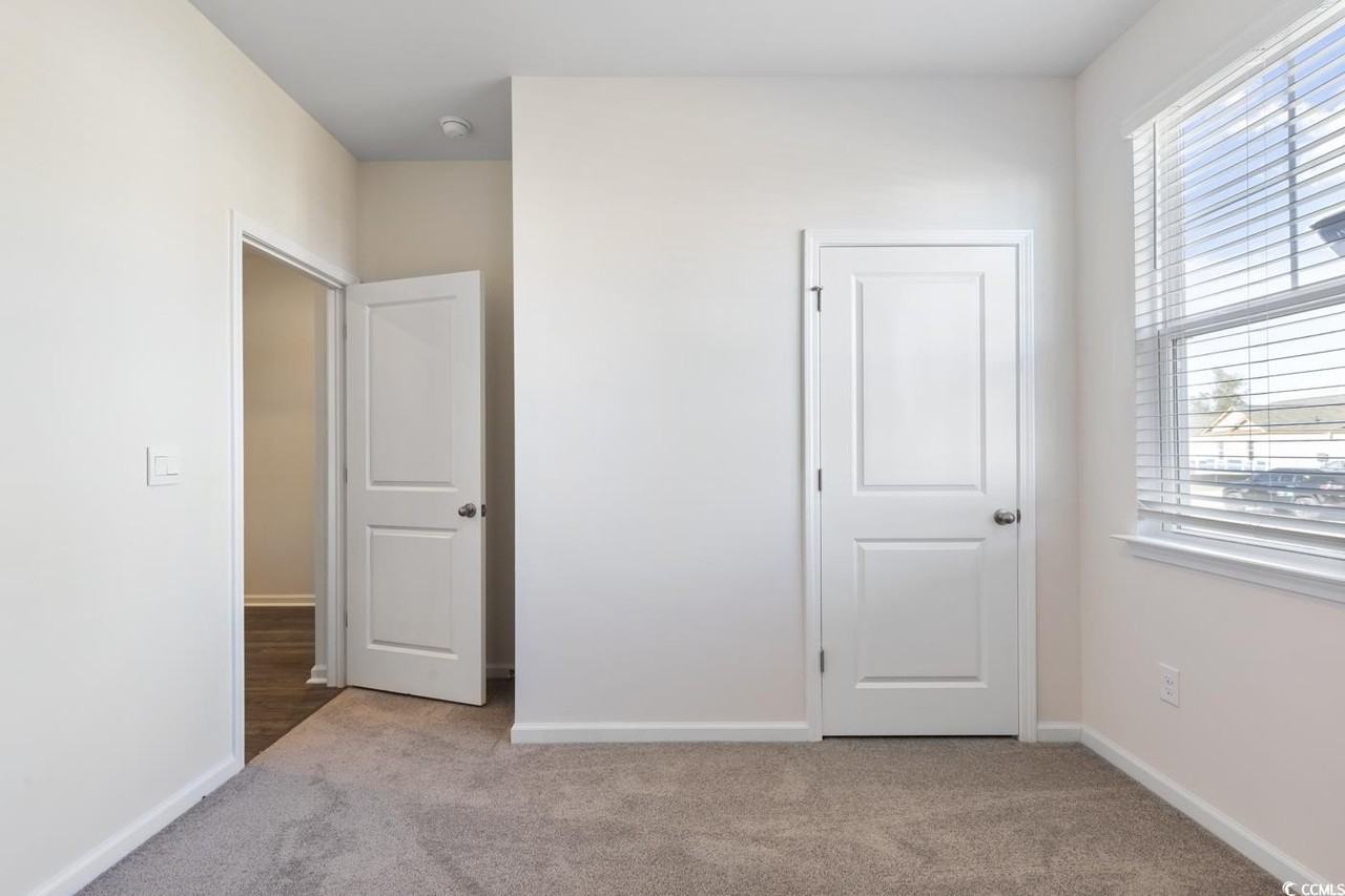 1833 Castlebay Dr - Photo 5 of 27