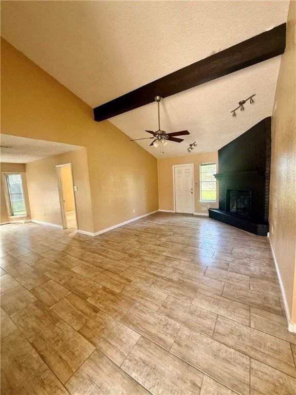 2101 Meadowlight Pkwy - Photo 2 of 13