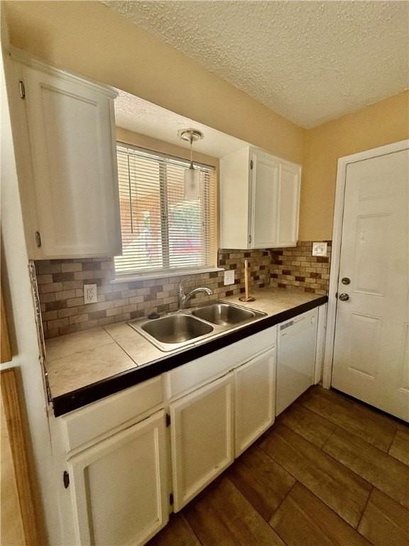 2101 Meadowlight Pkwy - Photo 4 of 13