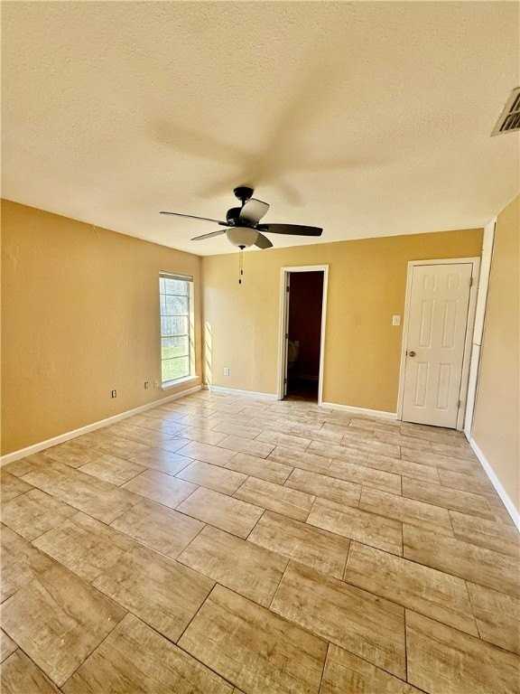 2101 Meadowlight Pkwy - Photo 6 of 13