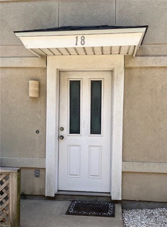 15125 Leeward Dr Apt 18 #18 - Photo 2 of 20