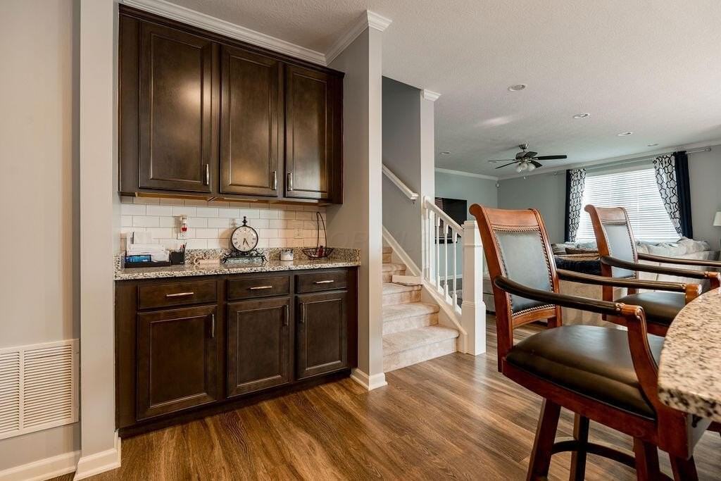 123 Schellinger St - Photo 7 of 31