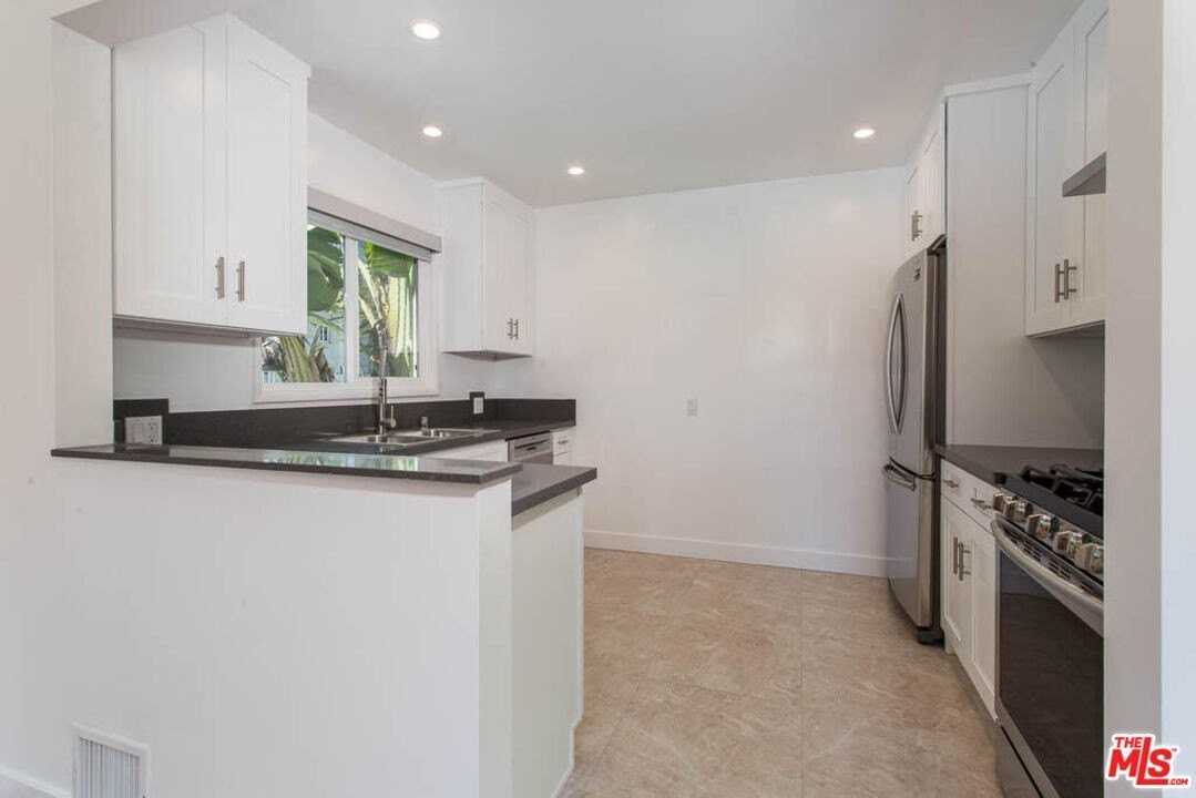 1204 N Crescent Heights Blvd Apt 1 #1 - Photo 7 of 26