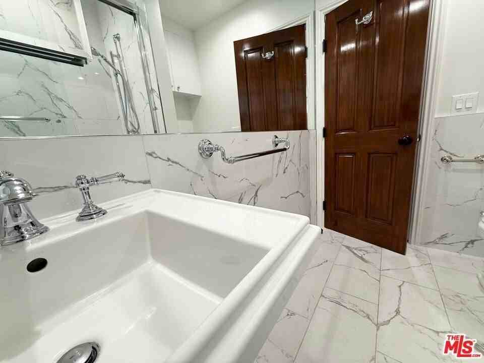 9595 W Olympic Blvd - Photo 7 of 12