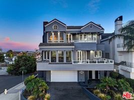 featured image of 7800 Veragua Dr Unit 1 #1