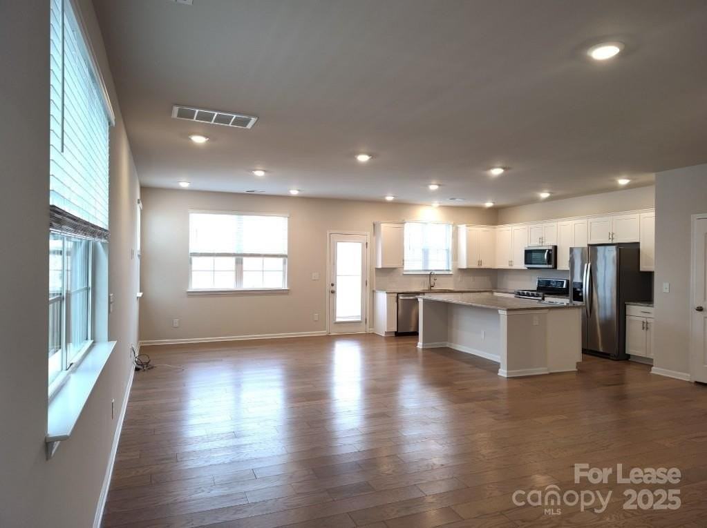 3327 Glenn Hope Way - Photo 6 of 23