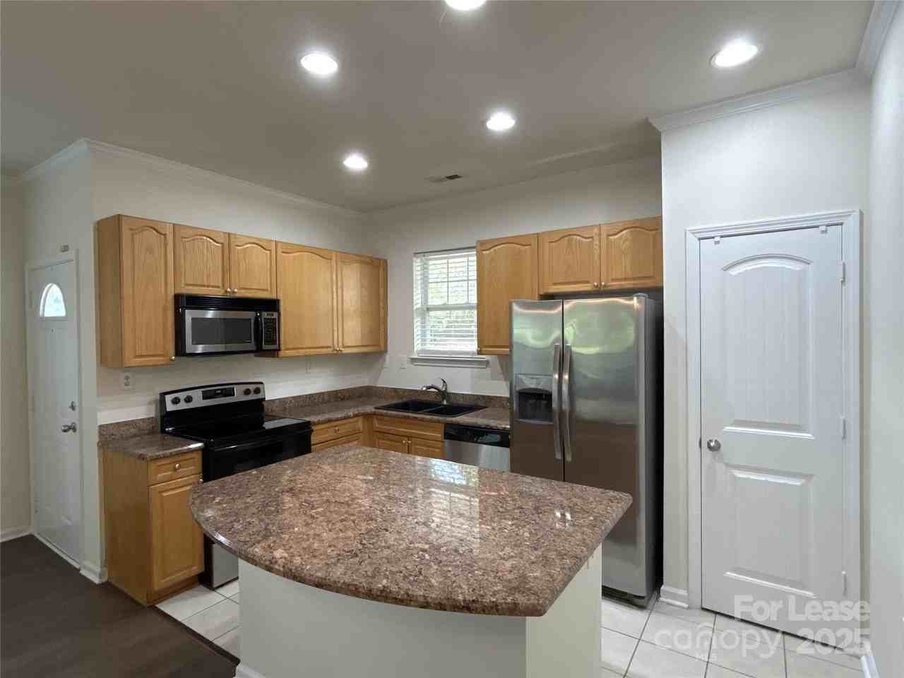 15415 Saint Christopher Ct - Photo 4 of 20