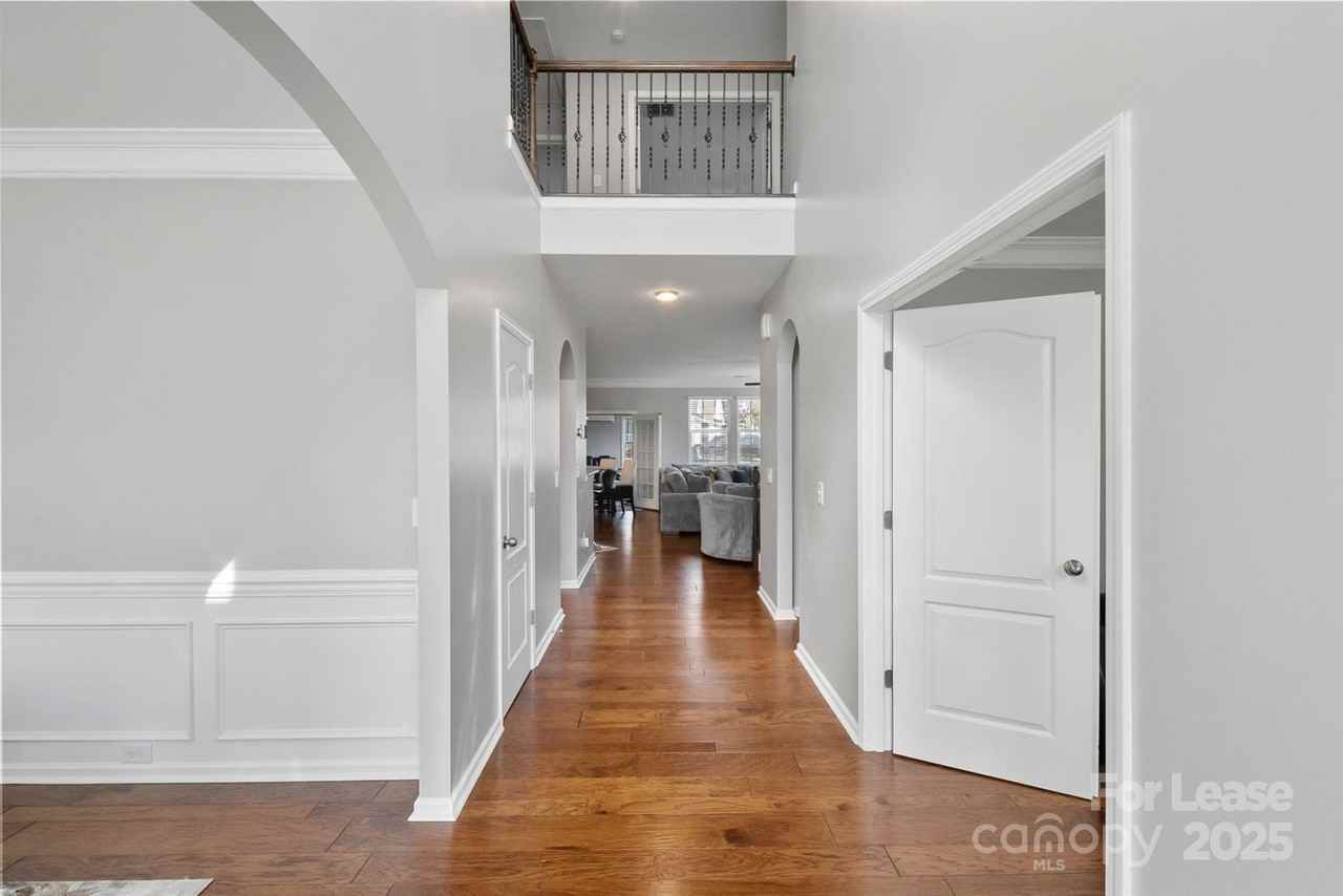 188 Sweet Briar Dr - Photo 5 of 44