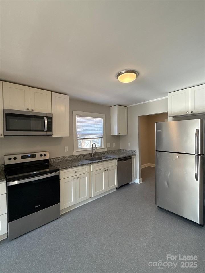 4152 Blenhein Rd - Photo 5 of 13