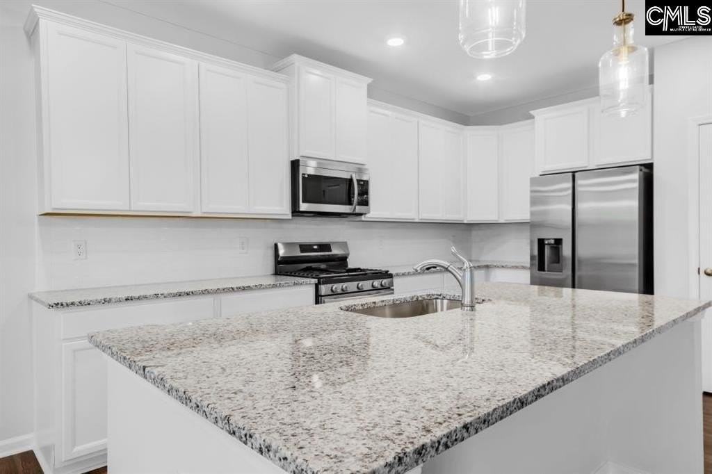 917 Woodcreek Farms Rd - Photo 3 of 20