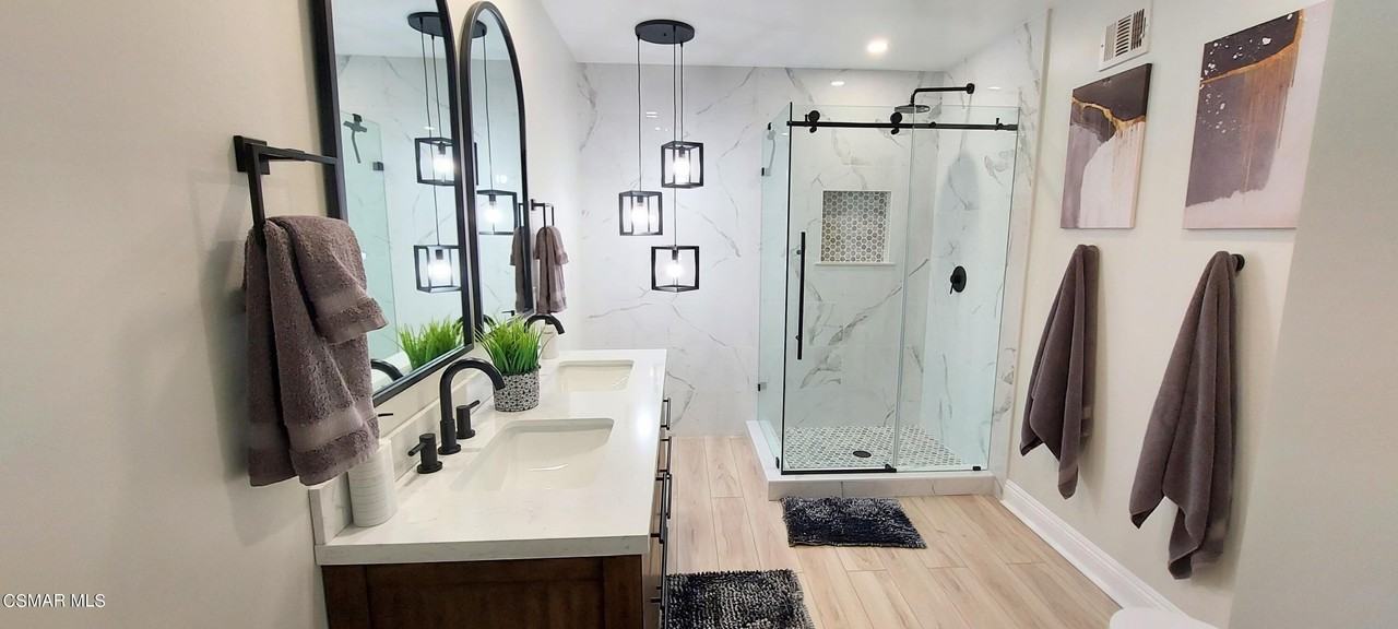 1295 Harold Ave - Photo 4 of 29