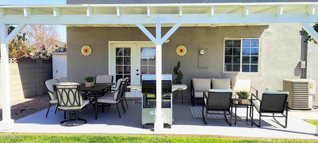 1295 Harold Ave - Photo 5 of 29