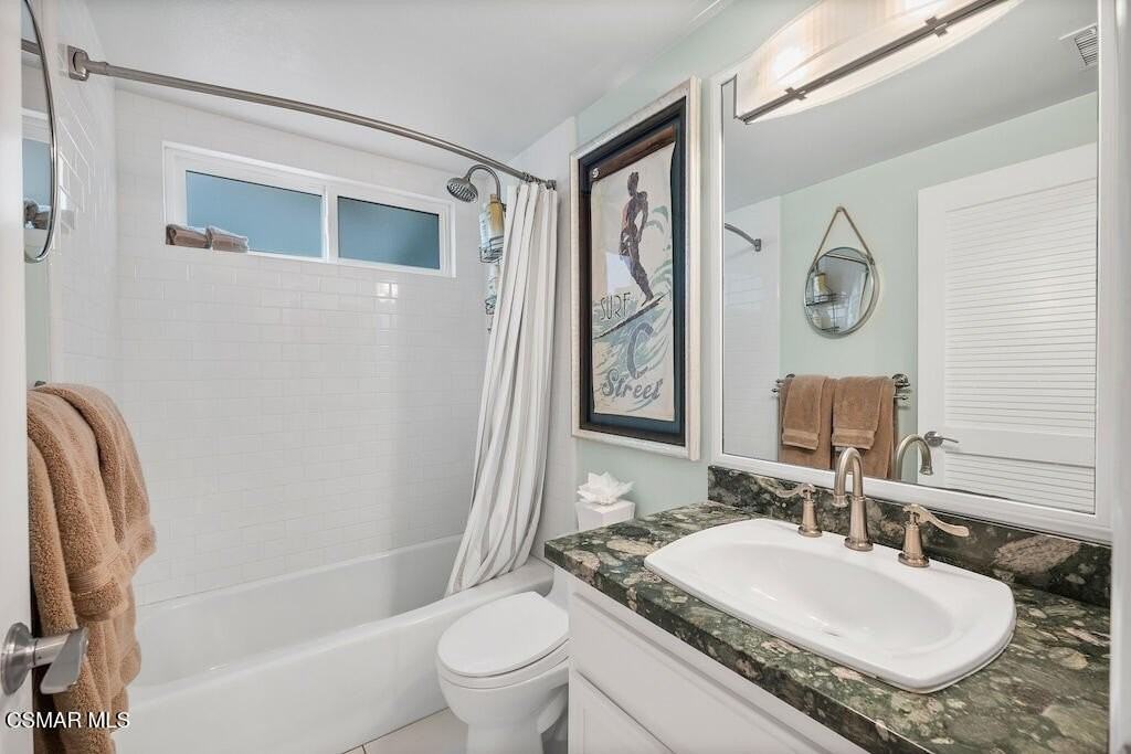 3237 Playa Ct - Photo 7 of 43