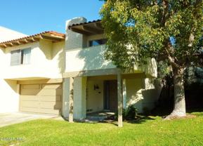 972 Woodlawn Dr - Photo 1 of 1