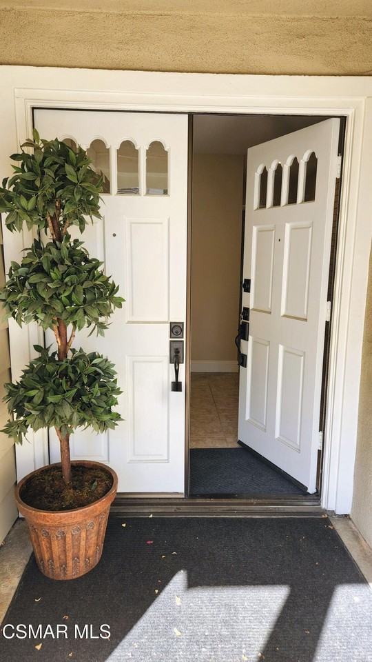 3004 Shadow Brook Ln - Photo 2 of 39