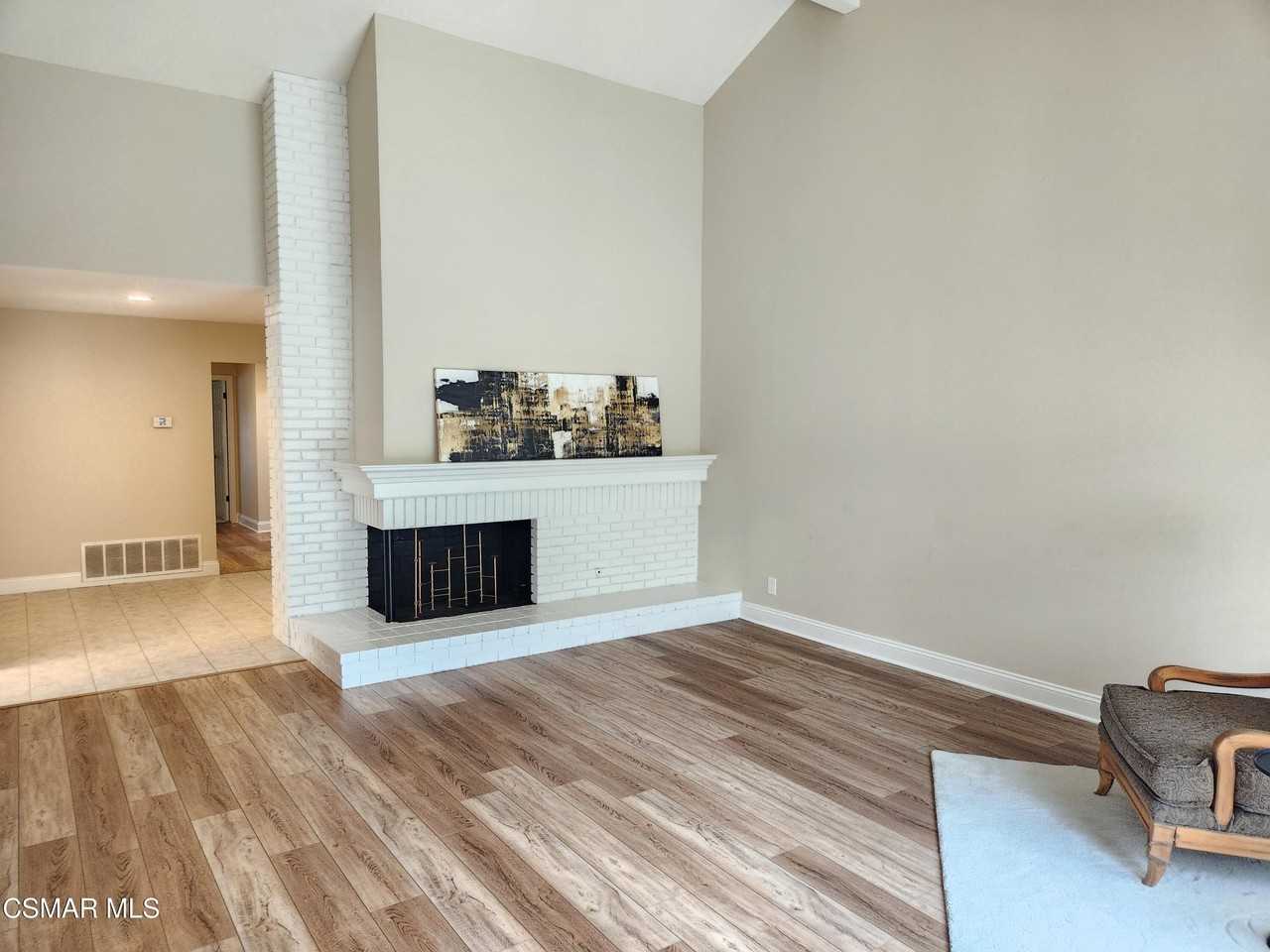 3004 Shadow Brook Ln - Photo 4 of 39