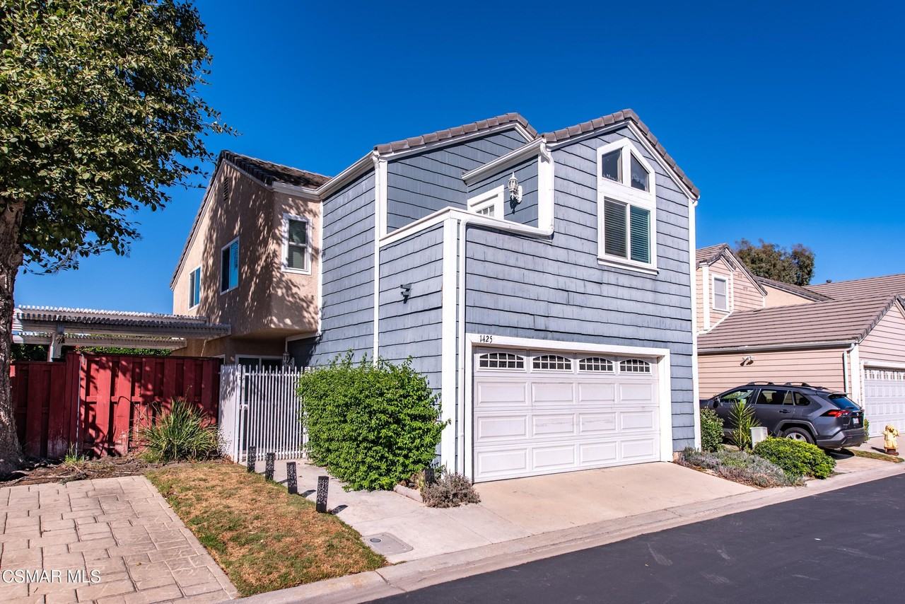 1425 Clayton Way - Photo 2 of 27