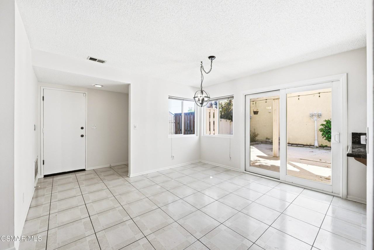 1425 Clayton Way - Photo 7 of 27