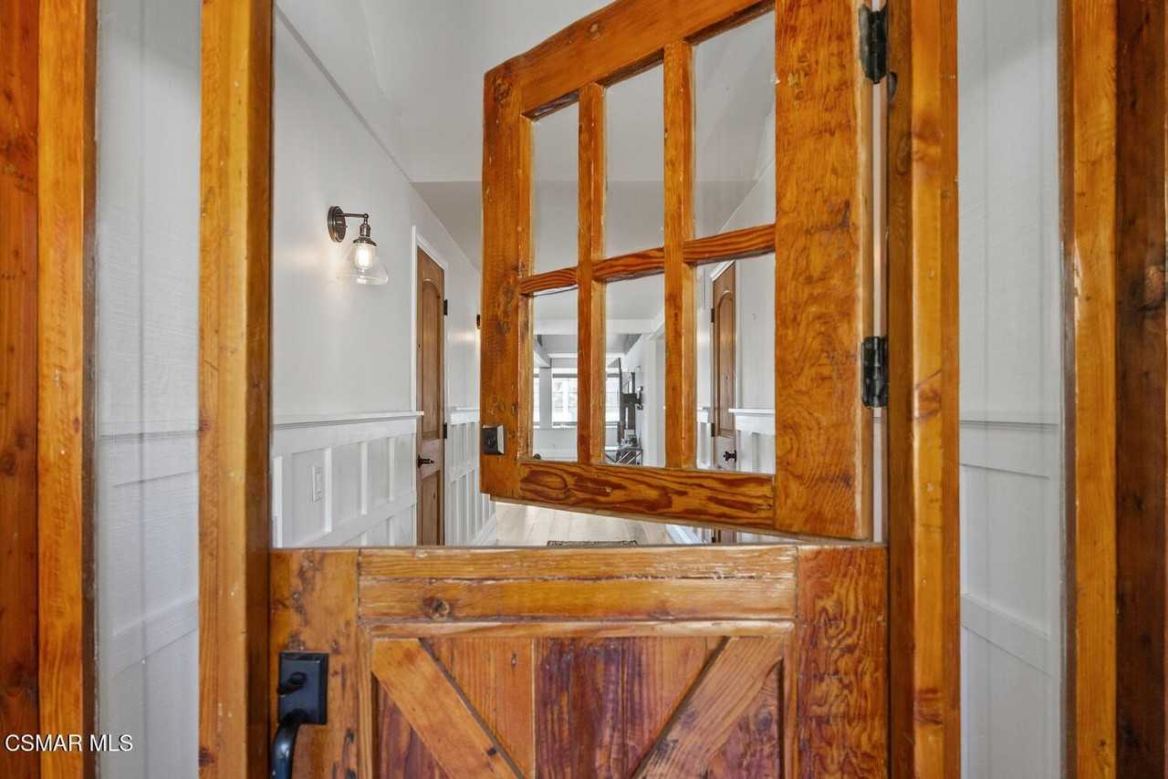 11316 Barranca Rd - Photo 6 of 44