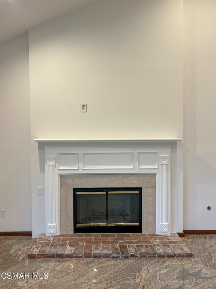 5630 Hurford Ct - Photo 6 of 41