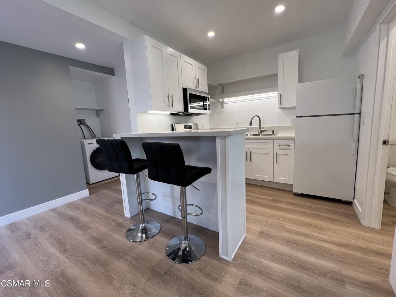 1666 Stoddard Ave - Photo 2 of 17