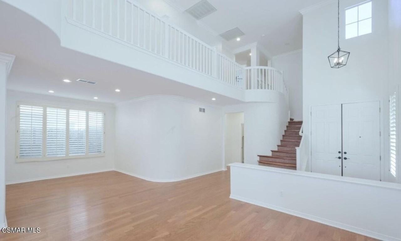 3064 Ferncrest Pl - Photo 2 of 17