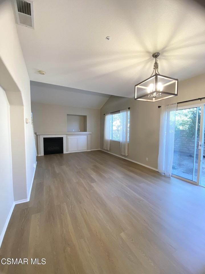 273 Springmist Ln - Photo 3 of 14