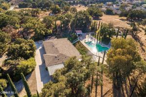 featured image of 1617 Susan Dr