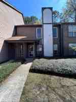 featured image of 7945 Edgebrook Cir Apt B #B