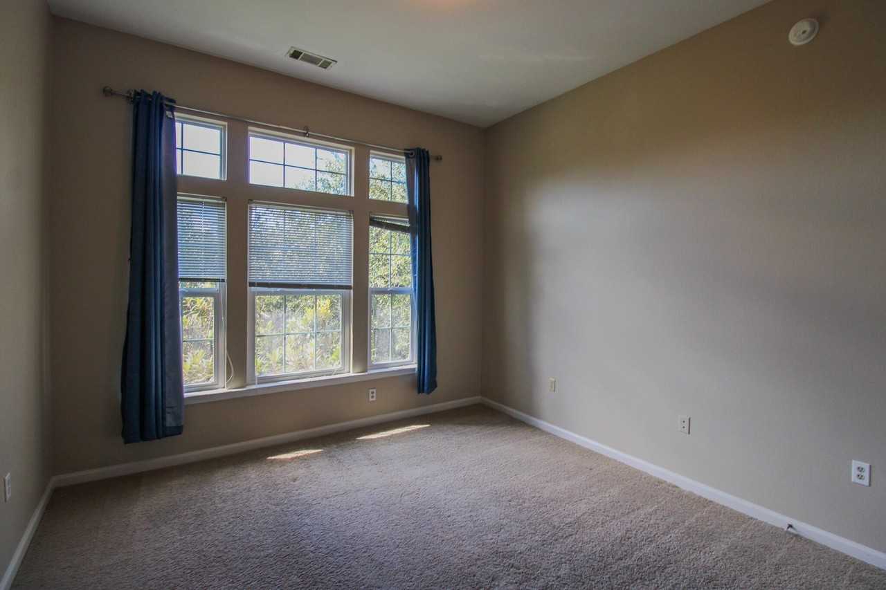 2037 Telfair Way - Photo 7 of 22