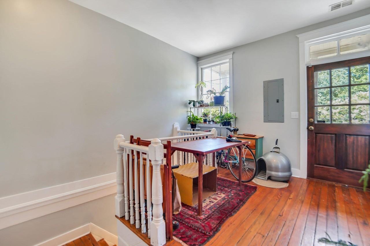 66 America St Apt B #B - Photo 3 of 14