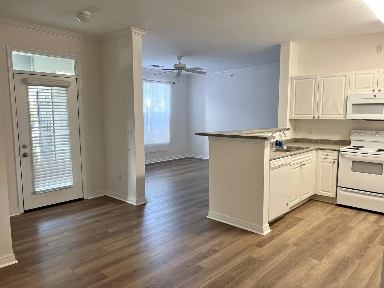 130 River Landing Dr Unit 3108 #3108 - Photo 7 of 24