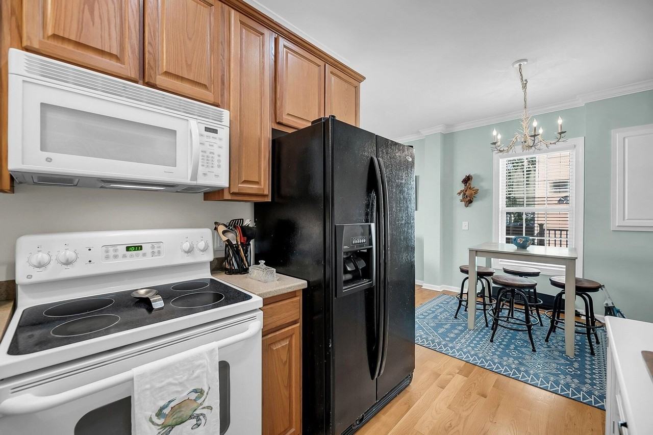 118 Congress St Apt F #F - Photo 6 of 33