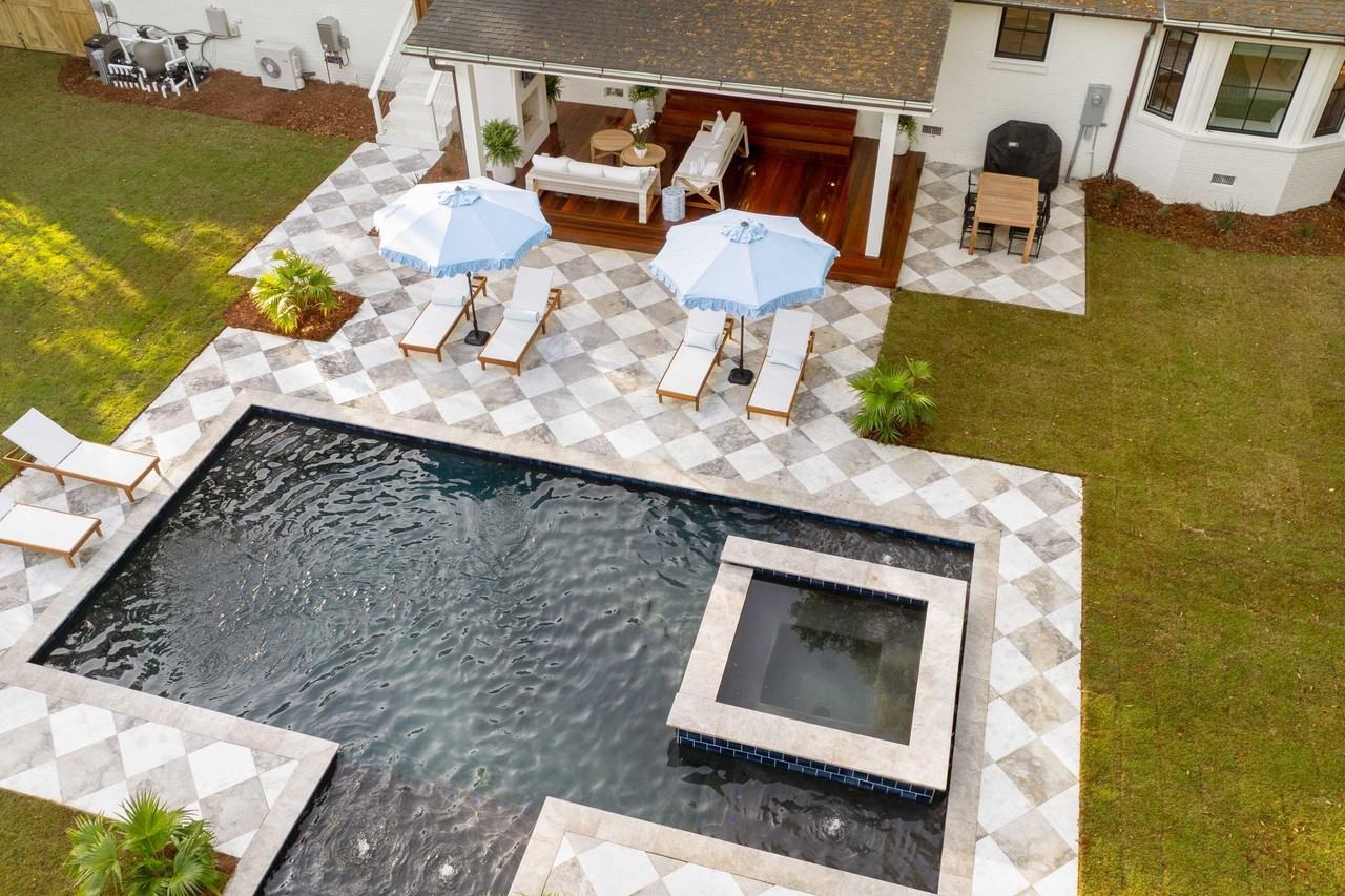 690 Pelzer Dr - Photo 6 of 50